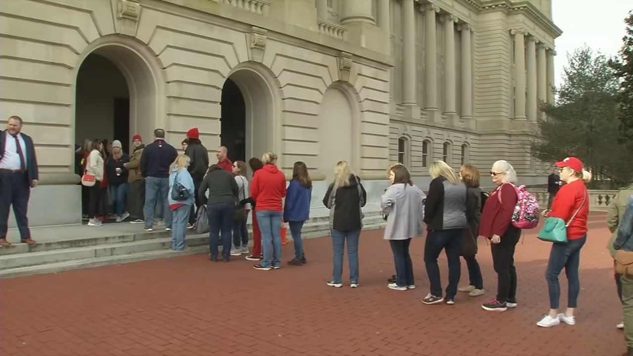 Teachers in Frankfort to protest legislation during 'sick out' 3-12-19